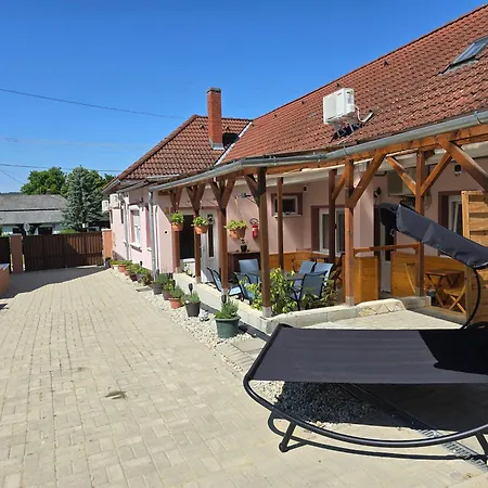 Гостевой дом Pikolo Vendeglo Es Vendeghaz