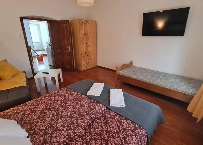 Affittacamere Pikoló Vendéglő és 3*