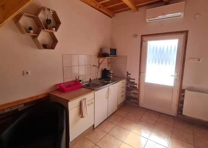 Pikoló Vendéglő és Bakonybél